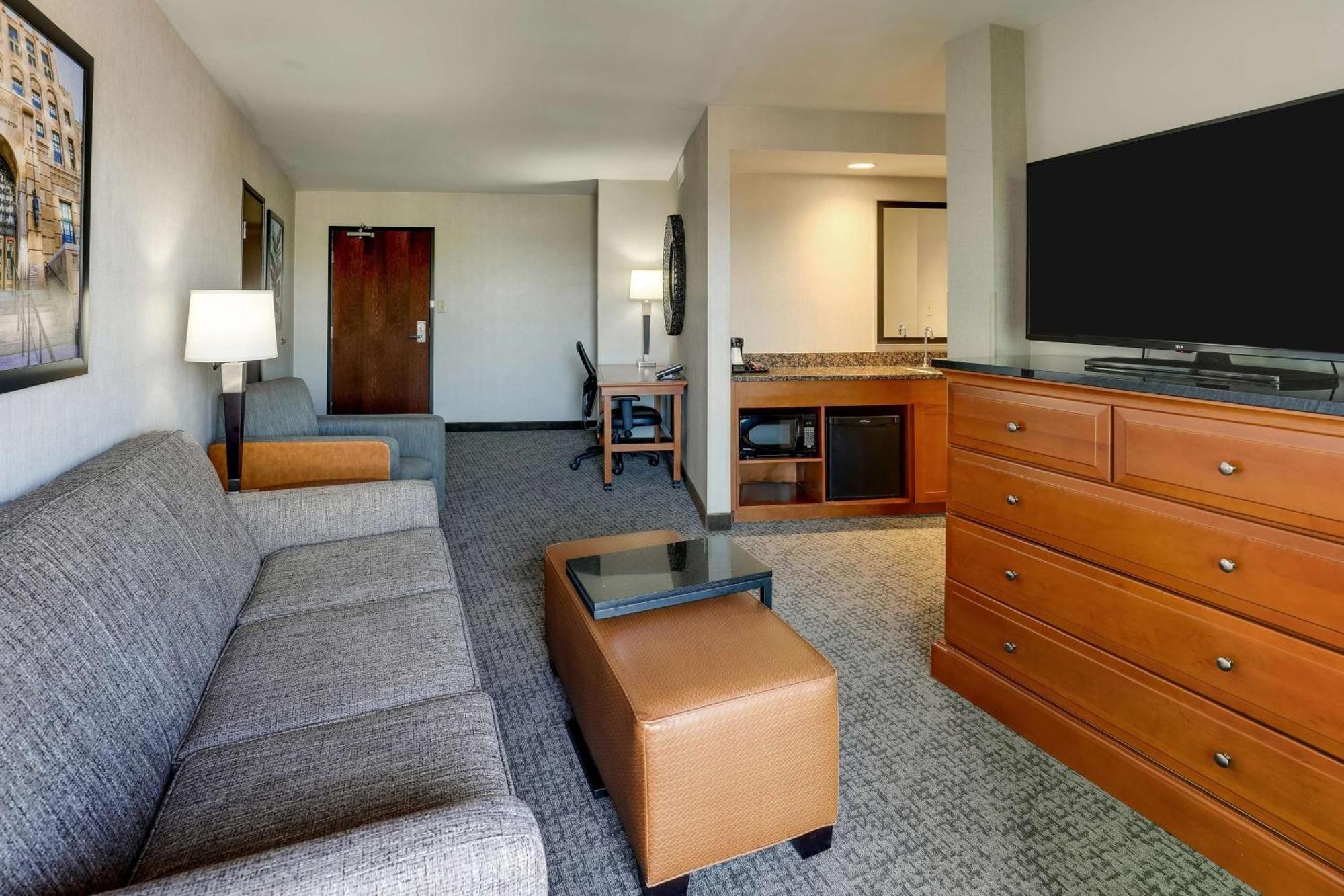 Drury Inn & Suites Phoenix Airport מראה חיצוני תמונה